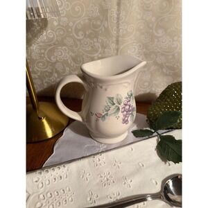 Vintage Pfaltzgraff‎ Grapevine Creamer